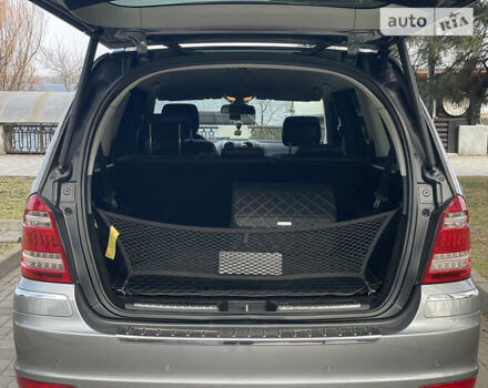 Серый Мерседес ГЛ-класс, объемом двигателя 3 л и пробегом 230 тыс. км за 17500 $, фото 8 на Automoto.ua