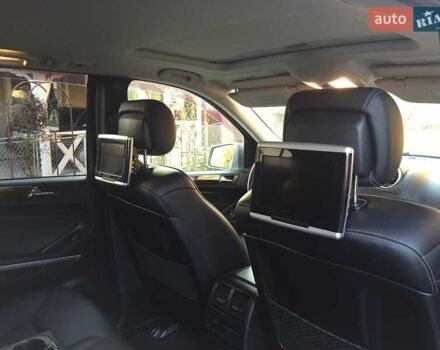 Серый Мерседес ГЛ-класс, объемом двигателя 3 л и пробегом 133 тыс. км за 23000 $, фото 12 на Automoto.ua