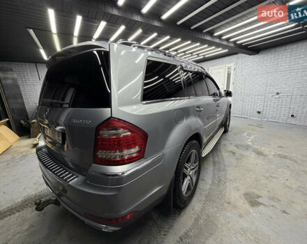Серый Мерседес ГЛ-класс, объемом двигателя 2.99 л и пробегом 284 тыс. км за 16300 $, фото 3 на Automoto.ua
