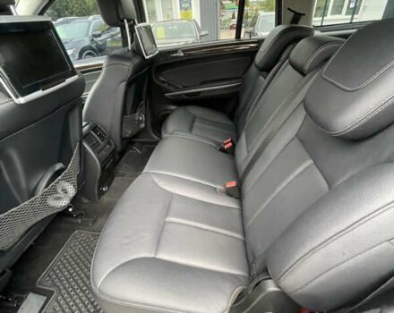 Сірий Мерседес ГЛ-Клас, об'ємом двигуна 2.99 л та пробігом 234 тис. км за 15300 $, фото 15 на Automoto.ua