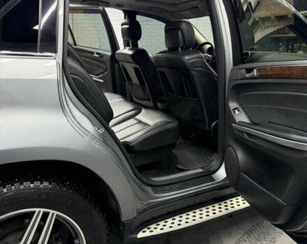 Серый Мерседес ГЛ-класс, объемом двигателя 2.99 л и пробегом 284 тыс. км за 16300 $, фото 10 на Automoto.ua