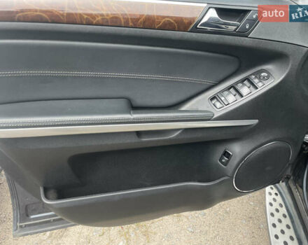 Сірий Мерседес ГЛ-Клас, об'ємом двигуна 2.99 л та пробігом 234 тис. км за 15300 $, фото 11 на Automoto.ua