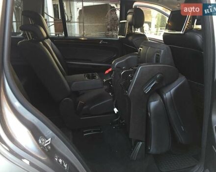 Серый Мерседес ГЛ-класс, объемом двигателя 3 л и пробегом 133 тыс. км за 23000 $, фото 26 на Automoto.ua