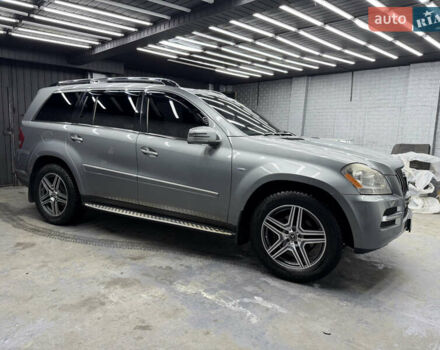 Серый Мерседес ГЛ-класс, объемом двигателя 2.99 л и пробегом 284 тыс. км за 16300 $, фото 13 на Automoto.ua