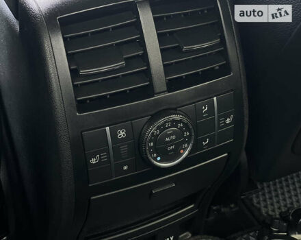 Серый Мерседес ГЛ-класс, объемом двигателя 3 л и пробегом 230 тыс. км за 17500 $, фото 21 на Automoto.ua