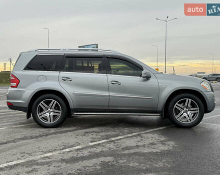 Серый Мерседес ГЛ-класс, объемом двигателя 2.99 л и пробегом 284 тыс. км за 16300 $, фото 31 на Automoto.ua