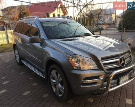 Серый Мерседес ГЛ-класс, объемом двигателя 3 л и пробегом 133 тыс. км за 23000 $, фото 2 на Automoto.ua