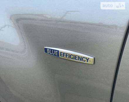 Серый Мерседес ГЛ-класс, объемом двигателя 3 л и пробегом 230 тыс. км за 17500 $, фото 15 на Automoto.ua