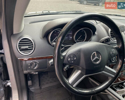 Сірий Мерседес ГЛ-Клас, об'ємом двигуна 2.99 л та пробігом 243 тис. км за 17000 $, фото 8 на Automoto.ua