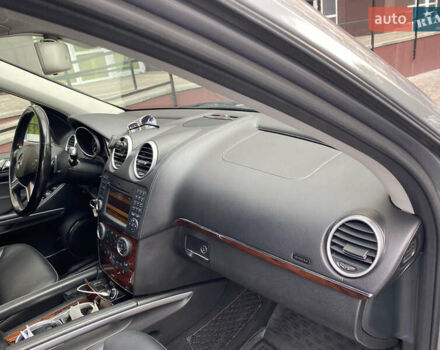 Сірий Мерседес ГЛ-Клас, об'ємом двигуна 2.99 л та пробігом 243 тис. км за 17000 $, фото 11 на Automoto.ua
