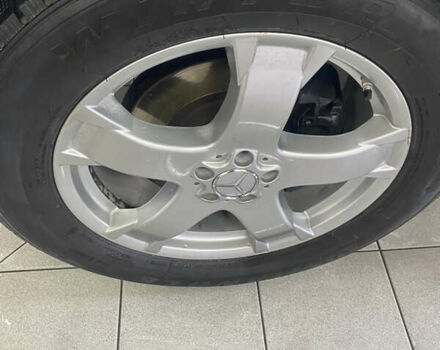 Сірий Мерседес ГЛ-Клас, об'ємом двигуна 2.99 л та пробігом 243 тис. км за 17000 $, фото 1 на Automoto.ua