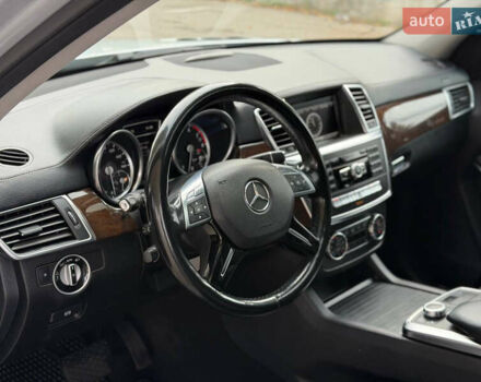 Серый Мерседес ГЛ-класс, объемом двигателя 4.66 л и пробегом 220 тыс. км за 24600 $, фото 23 на Automoto.ua