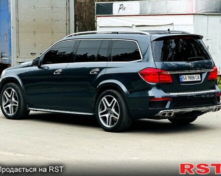 Серый Мерседес ГЛ-класс, объемом двигателя 3 л и пробегом 190 тыс. км за 25500 $, фото 3 на Automoto.ua