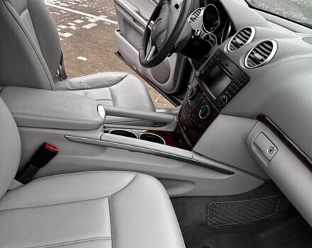 Сірий Мерседес ГЛ-Клас, об'ємом двигуна 2.99 л та пробігом 290 тис. км за 19900 $, фото 27 на Automoto.ua