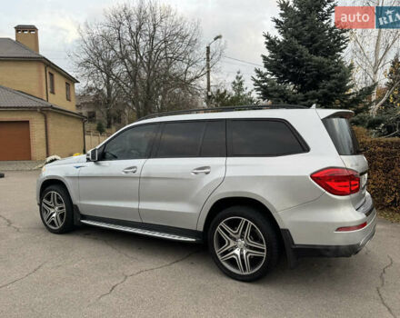 Серый Мерседес ГЛ-класс, объемом двигателя 4.66 л и пробегом 220 тыс. км за 24600 $, фото 3 на Automoto.ua