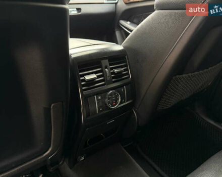 Серый Мерседес ГЛ-класс, объемом двигателя 4.66 л и пробегом 220 тыс. км за 24600 $, фото 27 на Automoto.ua