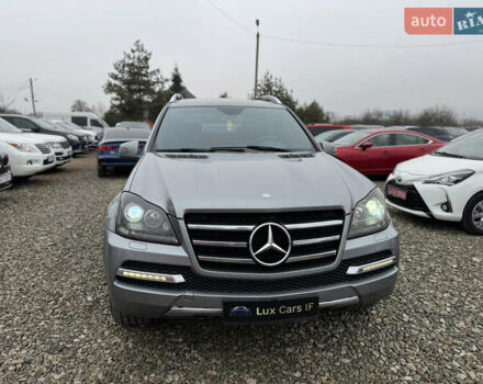 Серый Мерседес ГЛ-класс, объемом двигателя 3 л и пробегом 309 тыс. км за 20500 $, фото 4 на Automoto.ua