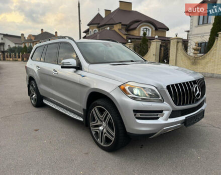Серый Мерседес ГЛ-класс, объемом двигателя 4.66 л и пробегом 220 тыс. км за 24600 $, фото 1 на Automoto.ua