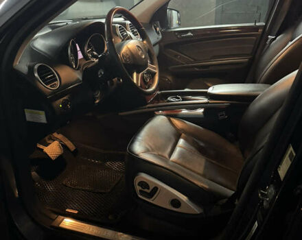 Сірий Мерседес ГЛ-Клас, об'ємом двигуна 3 л та пробігом 320 тис. км за 19800 $, фото 44 на Automoto.ua