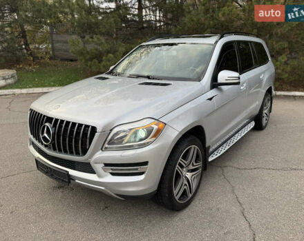 Серый Мерседес ГЛ-класс, объемом двигателя 4.66 л и пробегом 220 тыс. км за 24600 $, фото 4 на Automoto.ua