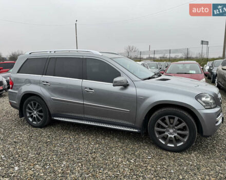 Серый Мерседес ГЛ-класс, объемом двигателя 3 л и пробегом 309 тыс. км за 20500 $, фото 17 на Automoto.ua