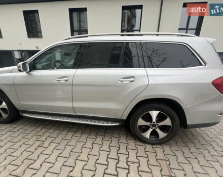 Серый Мерседес ГЛ-класс, объемом двигателя 3 л и пробегом 153 тыс. км за 23700 $, фото 5 на Automoto.ua