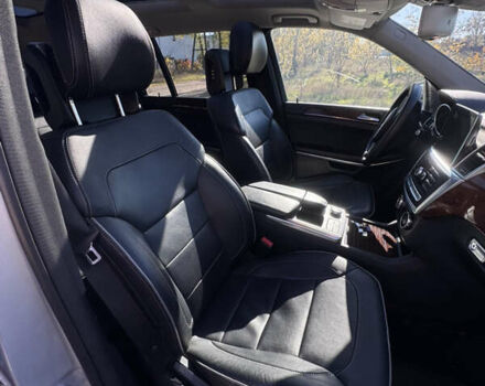 Мерседес ГЛ-класс 2013 в Одессе на Automoto.ua Серый Мерседес ГЛ-класс, объемом двигателя 3 л и пробегом 240 тыс. км за 15000 $, фото 10 на Automoto.ua