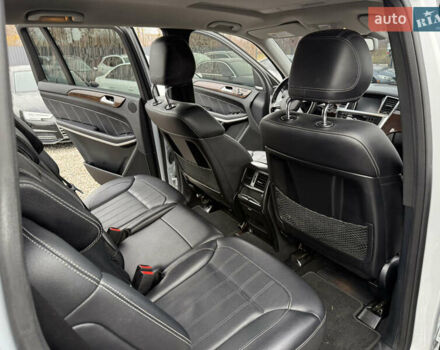 Серый Мерседес ГЛ-класс, объемом двигателя 4.66 л и пробегом 225 тыс. км за 19999 $, фото 20 на Automoto.ua