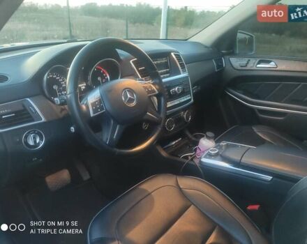 Серый Мерседес ГЛ-класс, объемом двигателя 3 л и пробегом 206 тыс. км за 28200 $, фото 14 на Automoto.ua