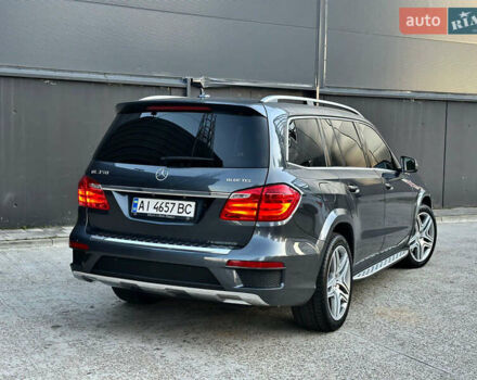 Серый Мерседес ГЛ-класс, объемом двигателя 3 л и пробегом 217 тыс. км за 28450 $, фото 32 на Automoto.ua