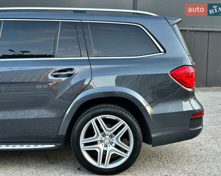 Серый Мерседес ГЛ-класс, объемом двигателя 3 л и пробегом 217 тыс. км за 28450 $, фото 27 на Automoto.ua