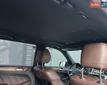Мерседес ГЛ-Клас 2013 у Києві на Automoto.ua Сірий Мерседес ГЛ-Клас, об'ємом двигуна 3 л та пробігом 215 тис. км за 24650 $, фото 60 на Automoto.ua
