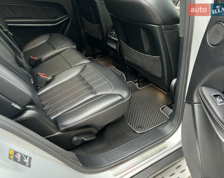 Серый Мерседес ГЛ-класс, объемом двигателя 3 л и пробегом 153 тыс. км за 23700 $, фото 22 на Automoto.ua