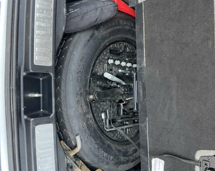 Серый Мерседес ГЛ-класс, объемом двигателя 3 л и пробегом 240 тыс. км за 22900 $, фото 40 на Automoto.ua