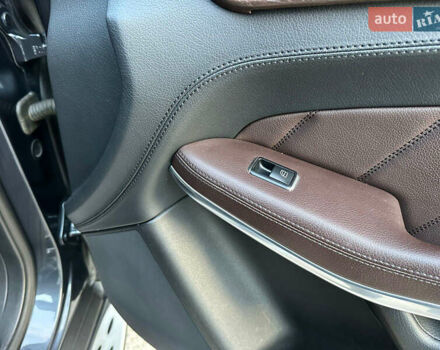 Серый Мерседес ГЛ-класс, объемом двигателя 3 л и пробегом 217 тыс. км за 28450 $, фото 51 на Automoto.ua