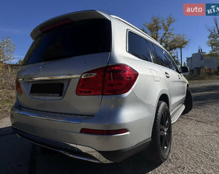 Мерседес ГЛ-класс 2013 в Одессе на Automoto.ua Серый Мерседес ГЛ-класс, объемом двигателя 3 л и пробегом 240 тыс. км за 15000 $, фото 7 на Automoto.ua