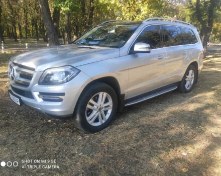 Серый Мерседес ГЛ-класс, объемом двигателя 3 л и пробегом 202 тыс. км за 29500 $, фото 1 на Automoto.ua