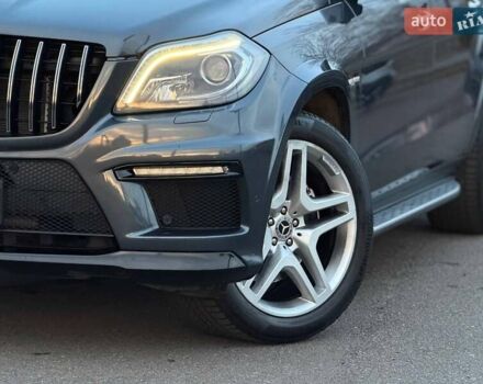 Серый Мерседес ГЛ-класс, объемом двигателя 4.66 л и пробегом 240 тыс. км за 22500 $, фото 2 на Automoto.ua