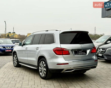 Серый Мерседес ГЛ-класс, объемом двигателя 3 л и пробегом 272 тыс. км за 21888 $, фото 5 на Automoto.ua