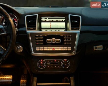 Серый Мерседес ГЛ-класс, объемом двигателя 4.66 л и пробегом 240 тыс. км за 22500 $, фото 52 на Automoto.ua