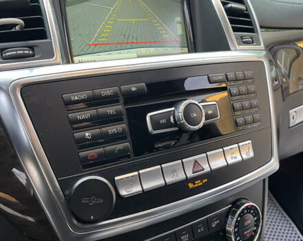 Серый Мерседес ГЛ-класс, объемом двигателя 3 л и пробегом 240 тыс. км за 22900 $, фото 27 на Automoto.ua