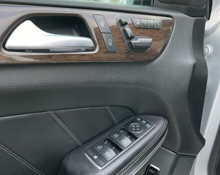 Серый Мерседес ГЛ-класс, объемом двигателя 3 л и пробегом 240 тыс. км за 22900 $, фото 22 на Automoto.ua