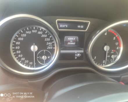 Серый Мерседес ГЛ-класс, объемом двигателя 3 л и пробегом 202 тыс. км за 29500 $, фото 5 на Automoto.ua