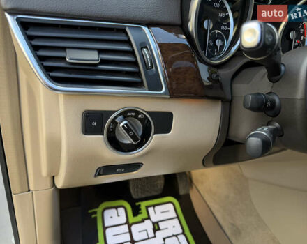 Сірий Мерседес ГЛ-Клас, об'ємом двигуна 4.66 л та пробігом 158 тис. км за 18990 $, фото 28 на Automoto.ua