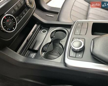 Серый Мерседес ГЛ-класс, объемом двигателя 4.7 л и пробегом 281 тыс. км за 21500 $, фото 47 на Automoto.ua