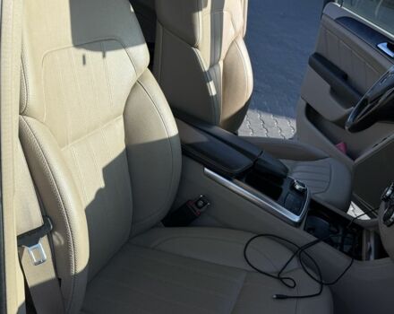 Серый Мерседес ГЛ-класс, объемом двигателя 3 л и пробегом 225 тыс. км за 24000 $, фото 12 на Automoto.ua