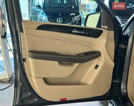 Сірий Мерседес ГЛ-Клас, об'ємом двигуна 2.99 л та пробігом 182 тис. км за 22900 $, фото 14 на Automoto.ua