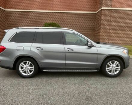 Серый Мерседес ГЛ-класс, объемом двигателя 3 л и пробегом 84 тыс. км за 7000 $, фото 2 на Automoto.ua