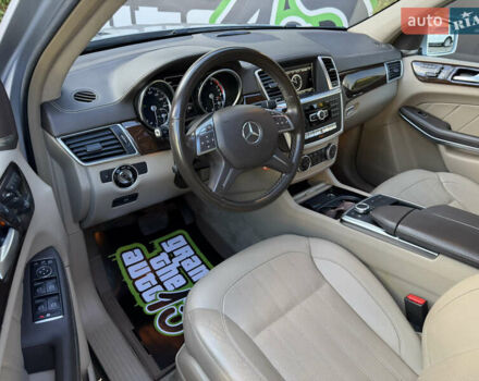 Сірий Мерседес ГЛ-Клас, об'ємом двигуна 4.66 л та пробігом 158 тис. км за 18990 $, фото 26 на Automoto.ua