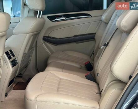 Сірий Мерседес ГЛ-Клас, об'ємом двигуна 2.99 л та пробігом 182 тис. км за 22900 $, фото 35 на Automoto.ua